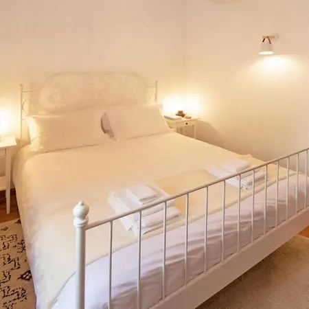 Esquina 204 - Connected With Nature- Uchill 펜션 *