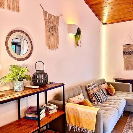 Esquina 204 - Connected With Nature- Uchill Riba de Âncora