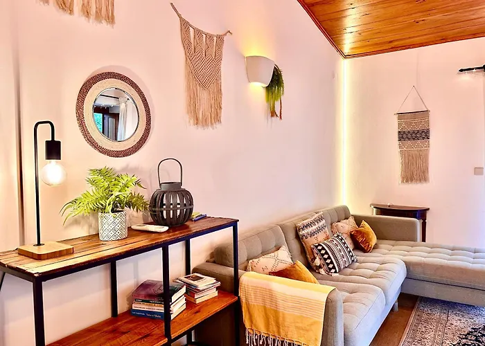 Esquina 204 - Connected With Nature- Uchill Riba de Âncora